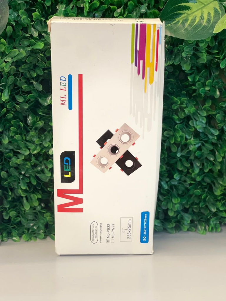 BASE DE DICROICA CUADRADA TRIPLE PLASTICA BLANCA 240X80MM ML