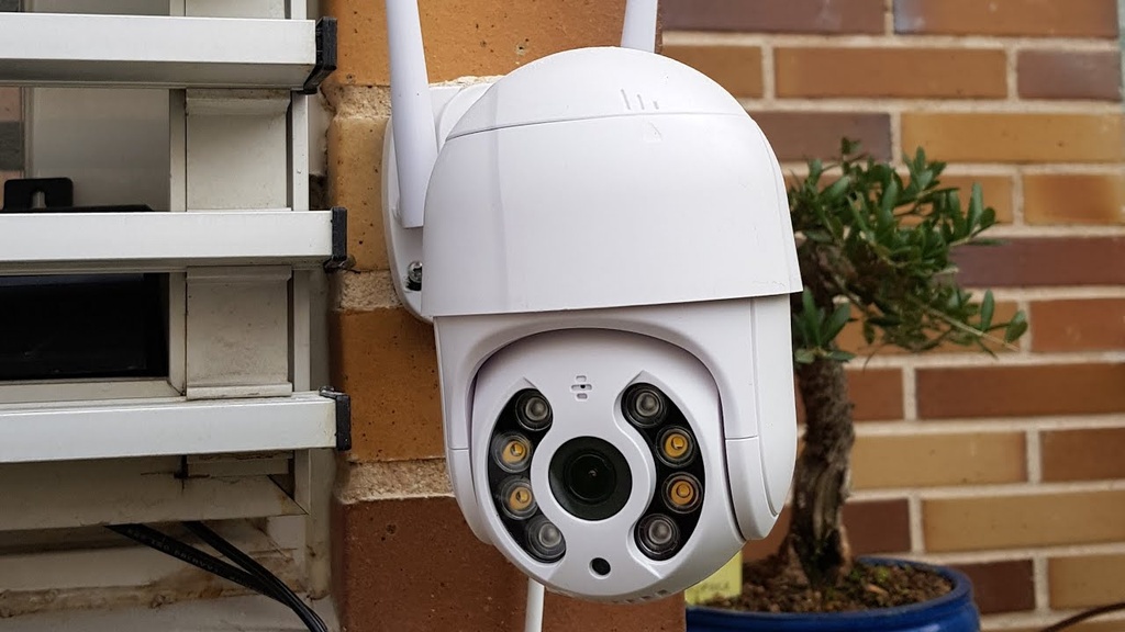 CAMARA DE SEGURIDAD WIFI DE EXTERIOR IP66