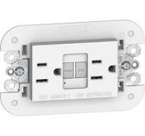 TOMACORRIENTE DOBLE CON GFCI MATIX GO 15A 127V