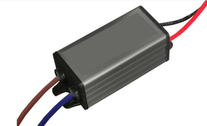 DRIVER PARA LAMPARA COBRA 36-50W (copia)