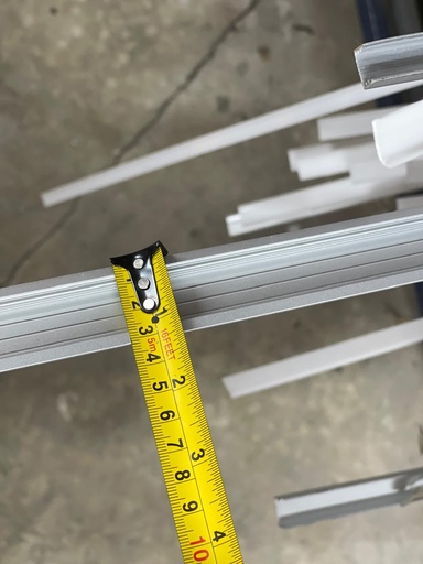 [PAG-0015] PERFIL DE ALUMINIO GRIS CON PESTAÑA FINO 30X10 CM 3MT