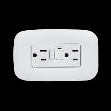 [AP1228GF] TOMACORRIENTE DOBLE CON GFCI BLANCO 15A DOMINO