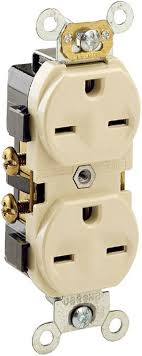 [5028-00I] TOMACORRIENTE DOBLE CREMA LEVINTON 220V 20A